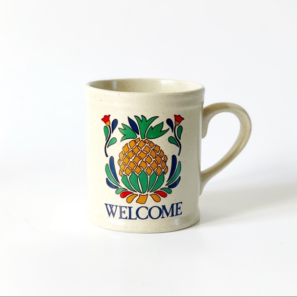 Set of 3 Vintage Folk Art Welcome Mugs - Picture 2 of 4